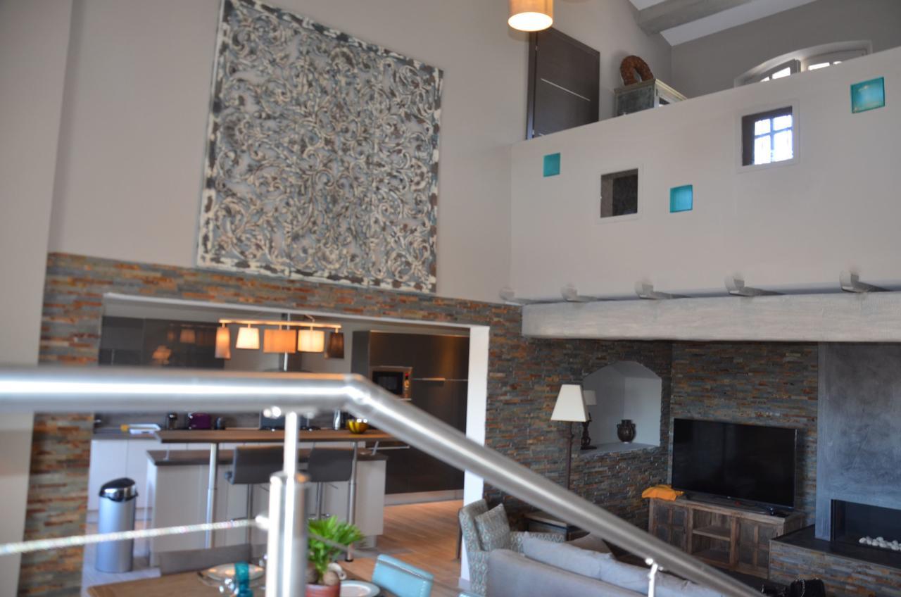 Belle Maison Avec Piscine Dans Les Hauteurs A Saint Raphael Esterno foto